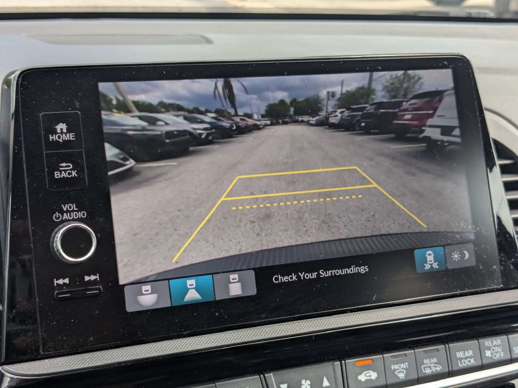 Used 2025 Honda Odyssey EX-L image 28