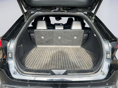 Used 2021 Toyota Venza XLE w/ Softex Package image 19