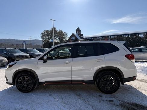 Used 2022 Subaru Forester Sport image 9