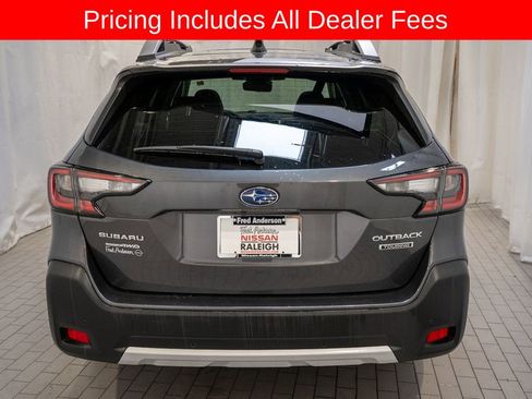 Used 2023 Subaru Outback Touring AWD/4WD image 4