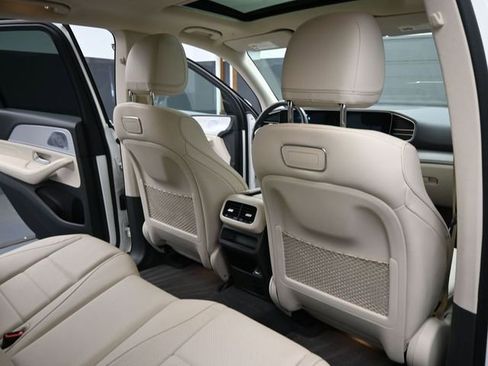 Used 2020 Mercedes-Benz GLE 350 4MATIC image 24