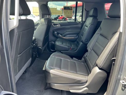 Used 2020 GMC Yukon XL Denali w/ Denali Ultimate Package AWD/4WD image 38