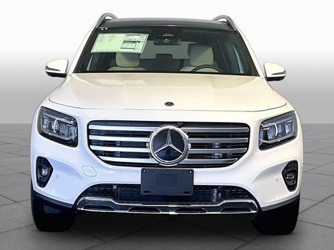 New 2026 Mercedes-Benz GLB 250 4MATIC image 2