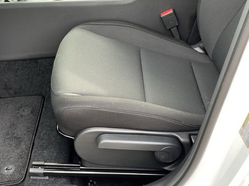 New 2026 Hyundai Kona SE image 13