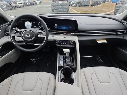 New 2026 Hyundai Elantra Limited image 20