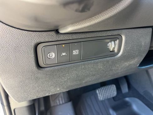 New 2026 Chevrolet Equinox EV LT image 17