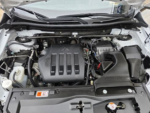 Used 2024 Mitsubishi Eclipse Cross SEL image 28