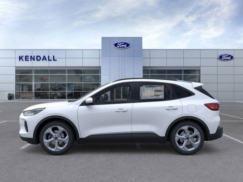 Used 2025 Ford Escape ST-Line Elite image 3