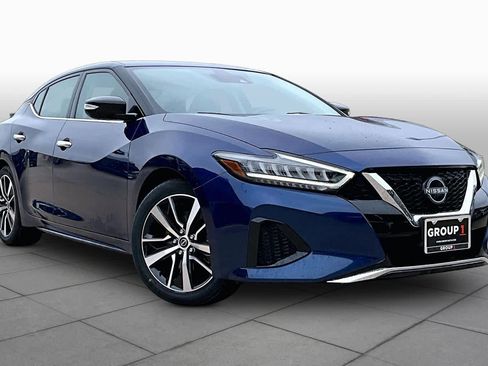 Certified 2023 Nissan Maxima SV w/ Floor Mat Group FWD image 3