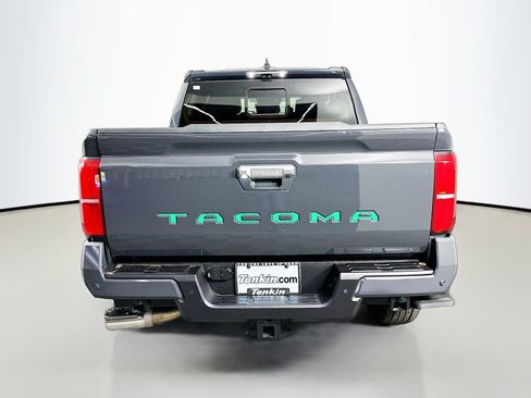 Certified 2025 Toyota Tacoma Limited AWD/4WD image 6