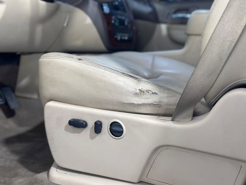 Used 2013 Chevrolet Silverado 2500 LTZ w/ LTZ Plus Package image 23