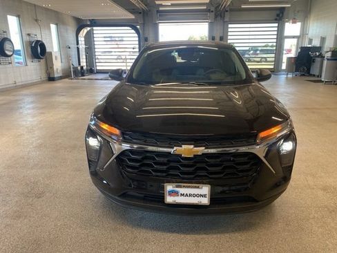 New 2026 Chevrolet Trax LS FWD image 2