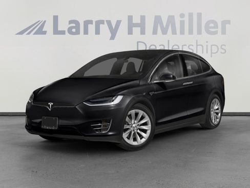 Used 2018 Tesla Model X P100D image 1
