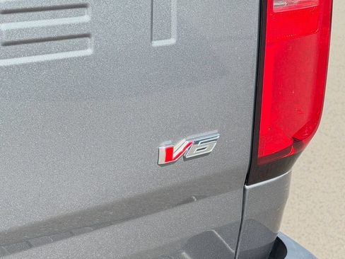 Used 2021 Chevrolet Colorado LT w/ LT Convenience Package RWD image 34