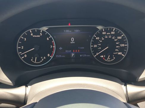 Used 2025 Nissan Altima 2.5 SV FWD image 22