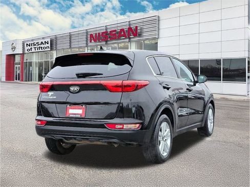 Used 2018 Kia Sportage LX image 7