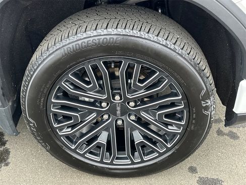 Used 2022 GMC Sierra 1500 Denali Ultimate image 7