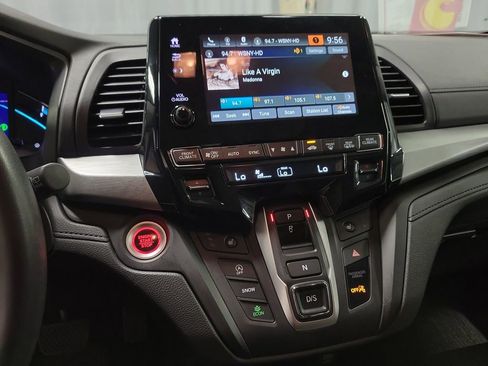 Used 2023 Honda Odyssey EX-L image 14