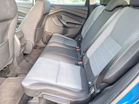 Used 2018 Ford Escape S image 29