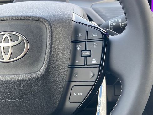 New 2026 Toyota C-HR image 17