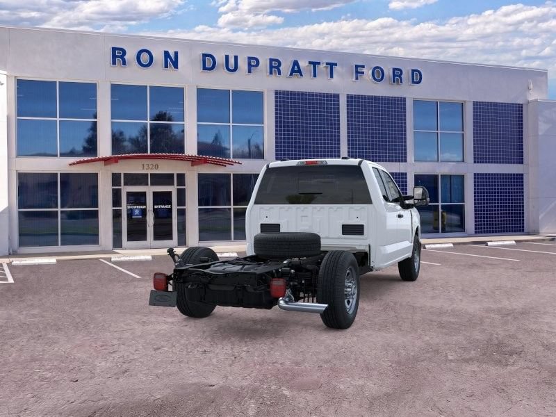 New 2026 Ford F350 XL w/ XL Chrome Package RWD image 9