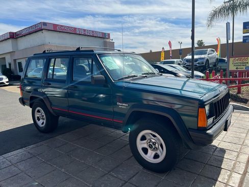 Used 1996 Jeep Cherokee 4WD 4-Door image 12