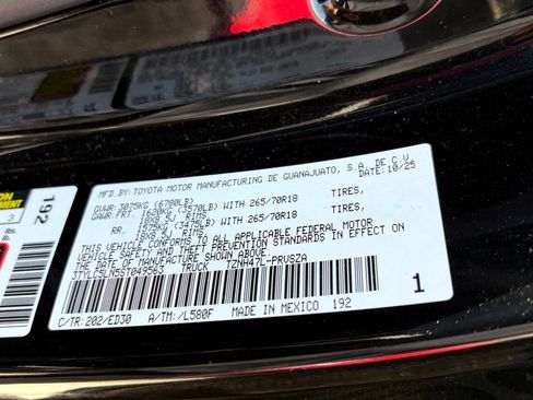 Used 2025 Toyota Tacoma TRD Pro AWD/4WD image 14