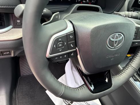 New 2026 Toyota Grand Highlander AWD image 26