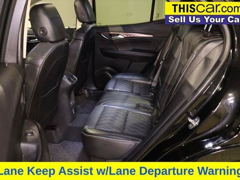 Used 2023 Buick Envision Avenir FWD image 28