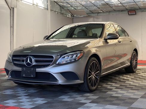 Used 2020 Mercedes-Benz C 300 4MATIC Sedan image 3