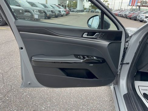 Used 2024 Kia K5 GT w/ GT1 Package image 8