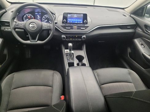Used 2024 Nissan Altima 2.5 S FWD image 22