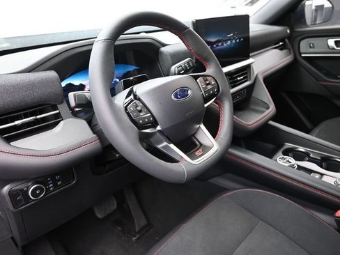 New 2026 Ford Explorer ST AWD/4WD image 17