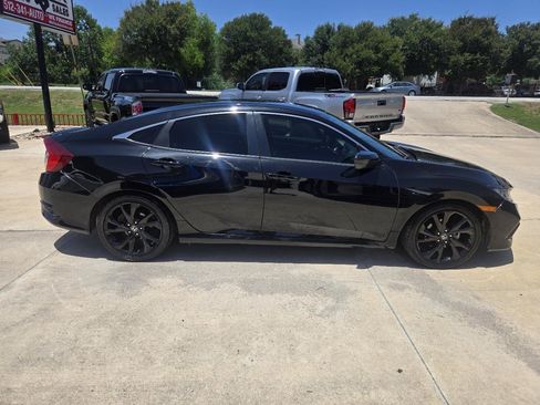 Used 2019 Honda Civic Sport image 5