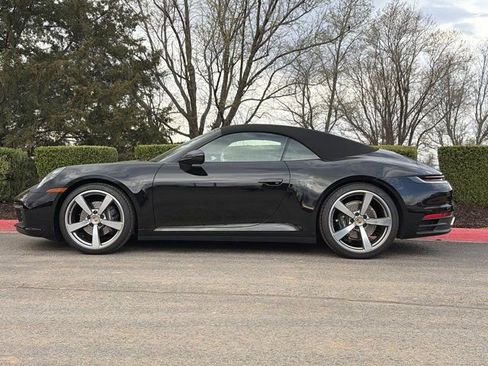 Used 2022 Porsche 911 Carrera image 8