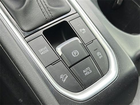 Used 2019 Hyundai Santa Fe SEL image 34