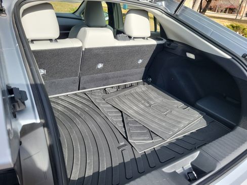 Certified 2025 Toyota Prius XLE image 22