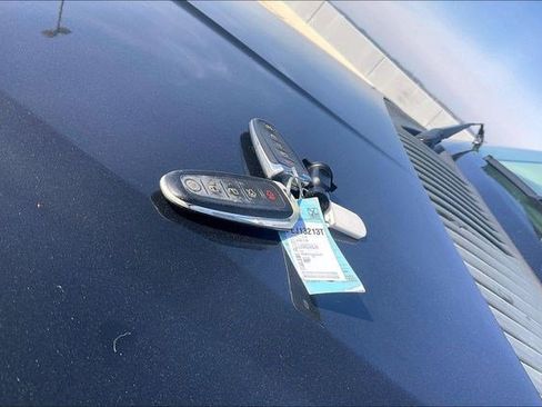 Used 2015 Lincoln Navigator 2WD w/ Equipment Group 101A Reserve image 12