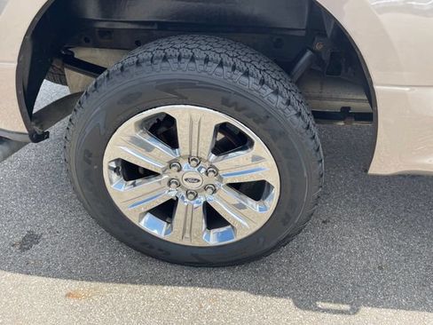 Used 2018 Ford F150 XLT w/ Equipment Group 302A Luxury AWD/4WD image 39