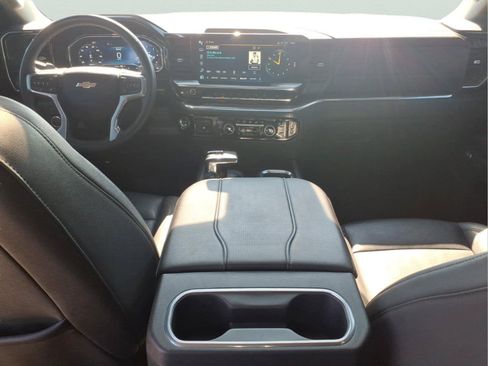 Used 2024 Chevrolet Silverado 1500 LTZ w/ LTZ Convenience Package II AWD/4WD image 14