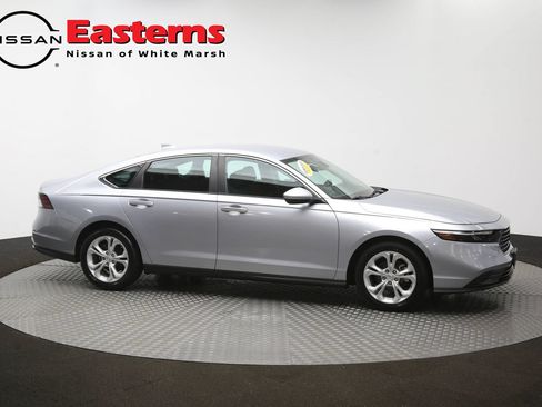 Used 2023 Honda Accord LX image 44