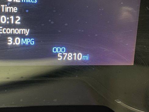 Used 2024 Toyota RAV4 XLE image 30