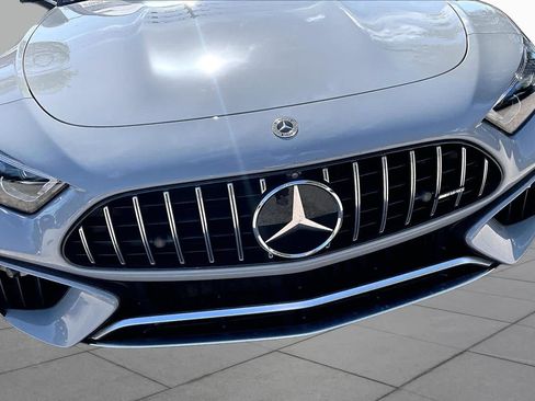 Used 2022 Mercedes-Benz SL 63 AMG 4MATIC image 30