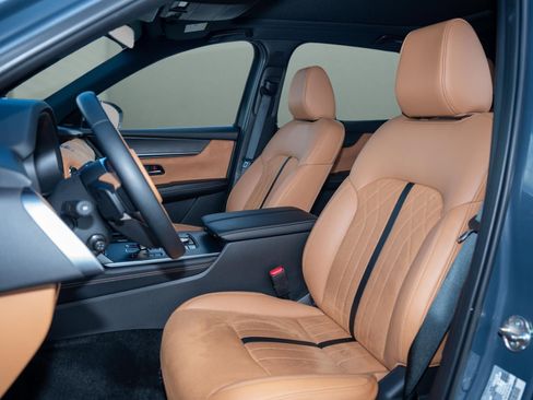 Used 2025 MAZDA CX-70 3.3 Turbo S w/ Premium Plus image 10