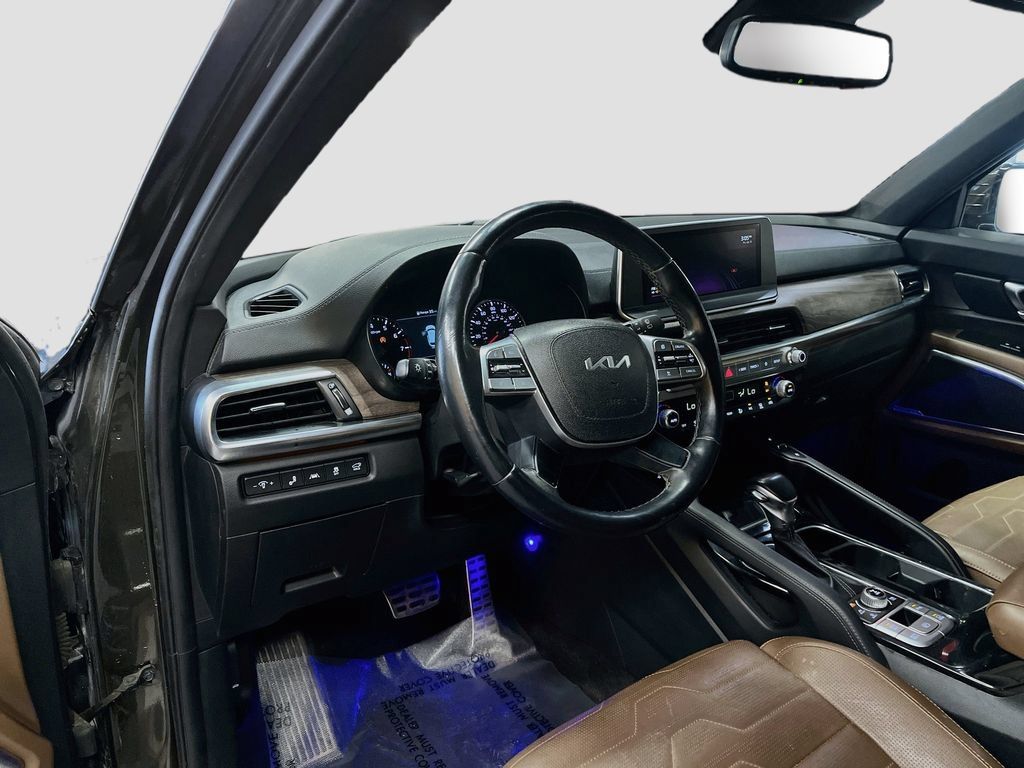 Used 2022 Kia Telluride SX w/ SX Prestige Package AWD/4WD image 9