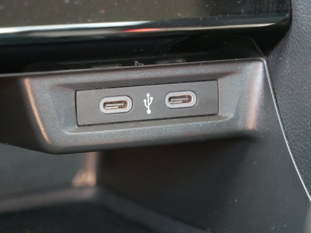 Certified 2025 Volkswagen Jetta S FWD image 38