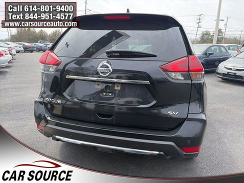 Used 2019 Nissan Rogue SV image 6