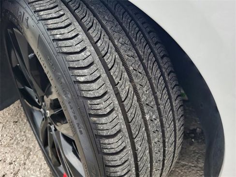 Used 2024 Chevrolet Malibu LT w/ Redline Edition image 26