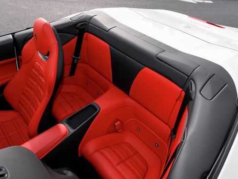Used 2023 Ferrari Portofino M RWD image 29