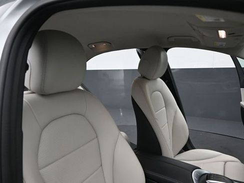Used 2016 Mercedes-Benz C 300 4MATIC Sedan image 30